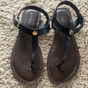 Women’s sandals